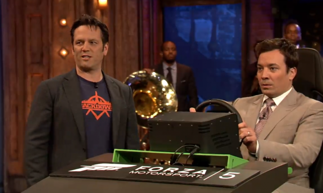 Jimmy Fallon tar en testrunda med Xbox One