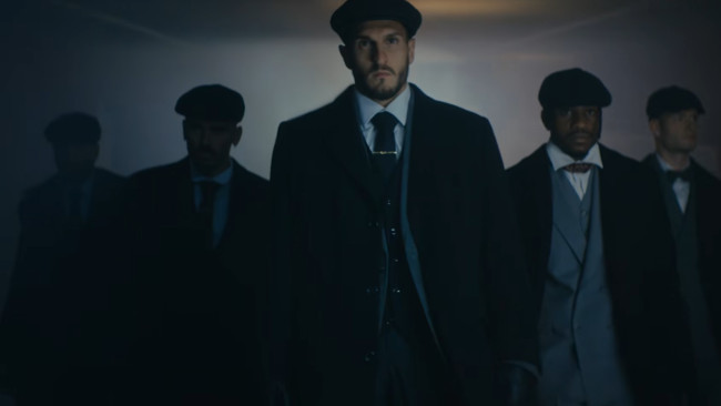 Atlético de Madrid och Netflix-temat lördagens ligamatch mot Peaky Blinders: fanzon, kostymer och halvtidsshow