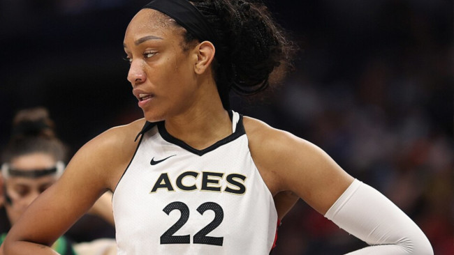 Las Vegas Aces stjärna A'ja Wilson slår rekord som bäst betald WNBA-spelare genom historien, först att tjäna över en miljon dollar
