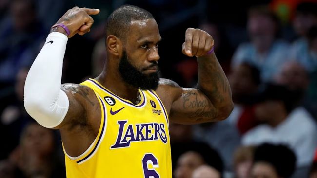 LeBron James blir den andra 40+-åriga spelaren någonsin att göra en trippel-dubbel: Vad betyder det?