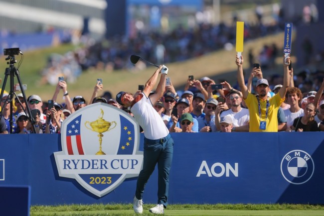 Amerikanska golfare från Ryder Cup kommer att donera pengar till välgörenhet efter motreaktion över betalningar