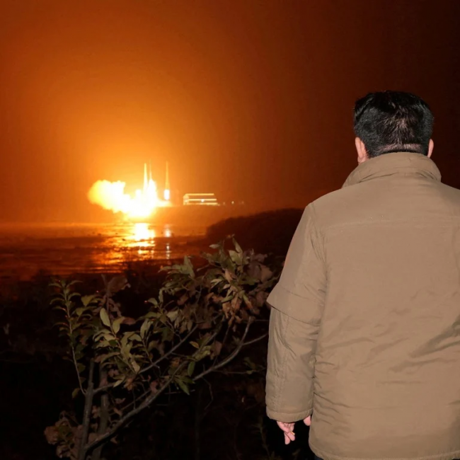 Uppskjutningen av nordkoreanskt krigsfartyg misslyckades, Kim Jong Un kallar händelsen kriminell