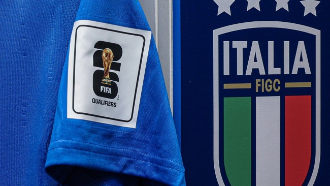 Iranska och italienska politiker reagerar på "skamliga" och "kränkande" förslag om VM
