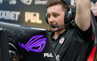 PGL Bukarest 2026: Astralis och FUT Esports s&auml;krar slutspelsbiljetter