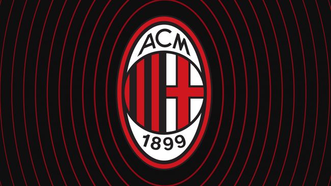 Paulo Fonseca, tidigare AC Milan-tränare, berättade för pressen att han fick sparken i sin bil innan klubben meddelade det