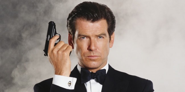 Pierce Brosnan: "Jag bryr mig inte ett piss" om James Bonds jul