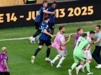 Marcos Acuña jagar Dumfries i slutet av Inter 2-0 River Plate i en pinsam scen som hånas på nätet