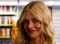 Samara Weaving spelar huvudrollen i romantiska thrillern Carolina Caroline