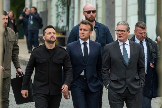 Europeiska ledare möter Zelensky i Berlin