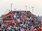 Sex personer d&ouml;dade i en panikpanik vid ett tempel i Indien