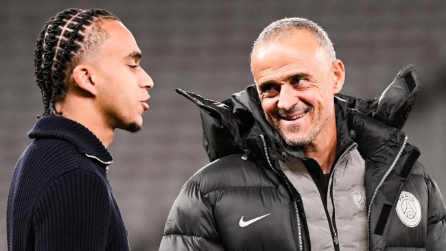 Ethan Mbappé gör det första Ligue 1-målet mot sin tidigare klubb PSG med brorsan Kylian på plats