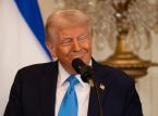 "L&aring;t oljan fl&ouml;da," s&auml;ger Trump n&auml;r USA, Iran, avtal g&aring;r med p&aring; ett prelimin&auml;rt fredsavtal
