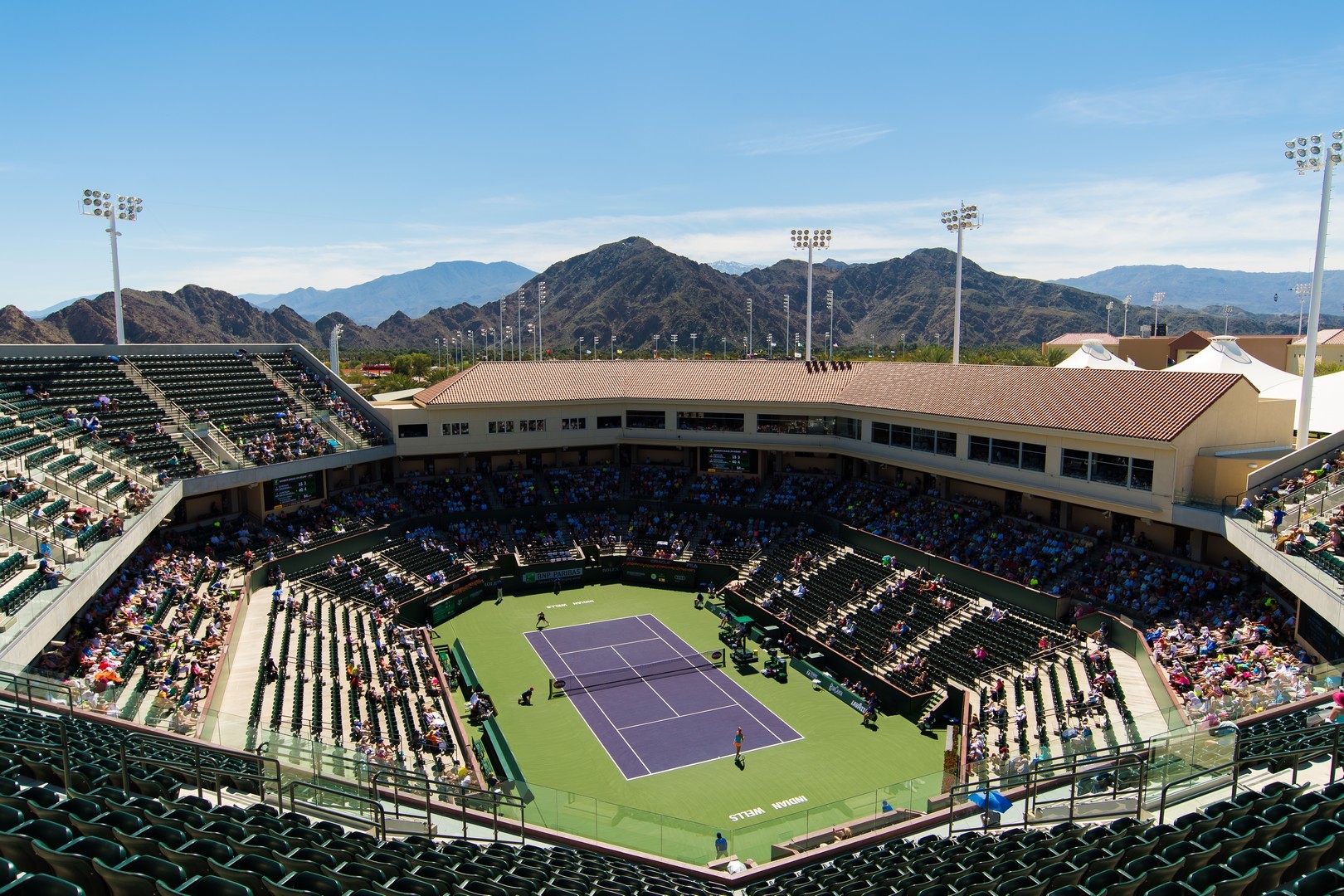 Alcaraz och Medvedev utslagna ur Indian Wells-finalen; Sabalenka når finalen