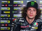 Marco Bezzecchi vinner femte raka MotoGP-loppet och leder m&auml;sterskapet med fyra po&auml;ng
