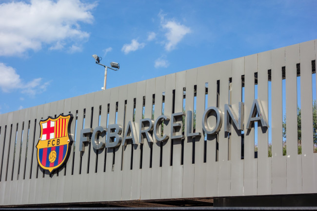 Den tidigare Barcelona-presidenten hävdar att betalningarna till Negreira var normala, säger att Real Madrid skadar fotbollen