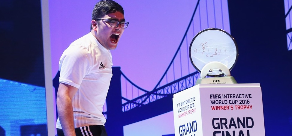 FIFA 16
