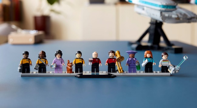 Lego flyger ut i rymden med U.S.S. Enterprise