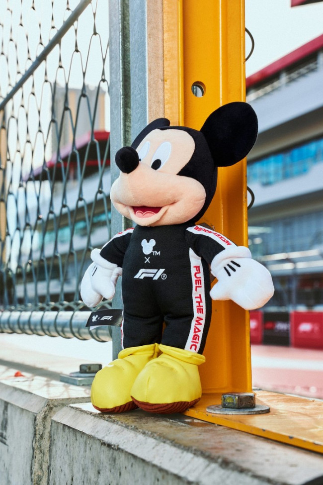 Disney och Formel 1 tillkännager partnerskap med Webtoons, merchandise och upplevelser