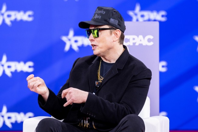 Musk blir världens första man med en värdering av 600 miljarder dollar