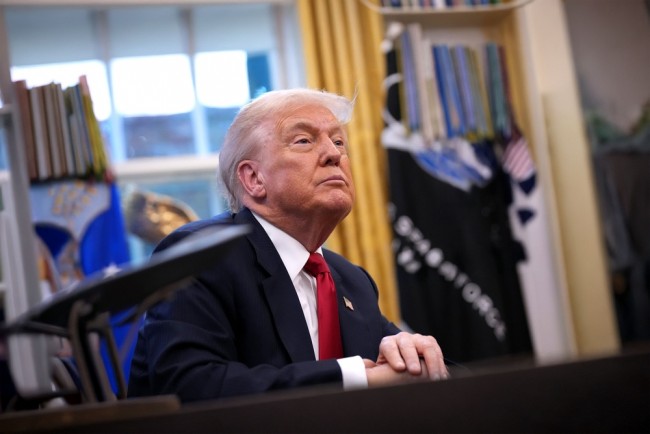 Trump: NATO skulle vara "mycket mer formidabelt och effektivt" med USA:s kontroll över Grönland