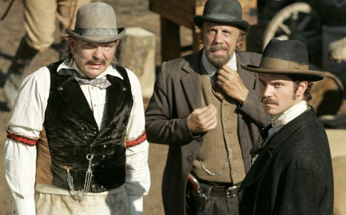 Deadwood - säsong 2