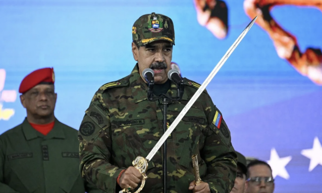 Trump varnar flygbolagen för att "hålla sig borta från Venezuela"