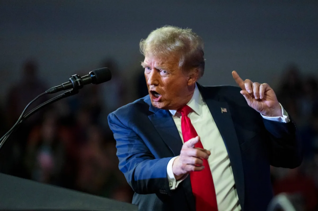 Vita huset begränsar bevakningen av Trumps kabinettsmöte för viktiga nyhetskanaler