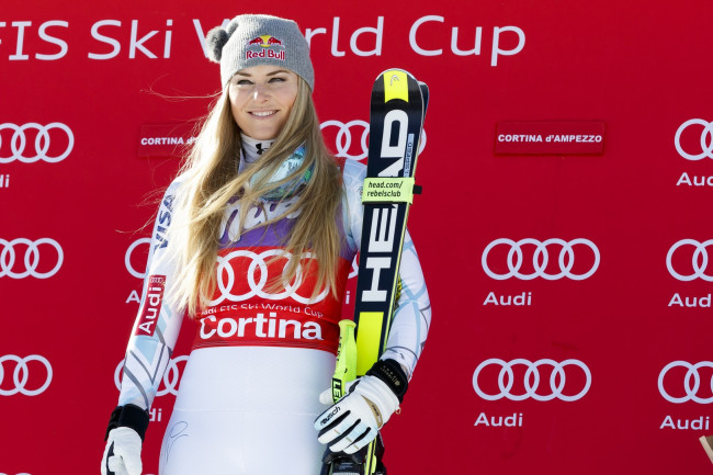 Lindsey Vonn är äntligen utskriven från sjukhuset, hon höll nästan på att amputera benet