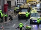 Fyra fans lämnade "väldigt, väldigt sjuka" efter att bilen kört in i Liverpool-paraden