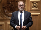 F&ouml;re detta fransk senator som st&aring;r inf&ouml;r r&auml;tta f&ouml;r p&aring;st&aring;dd droging av parlamentsledamoten
