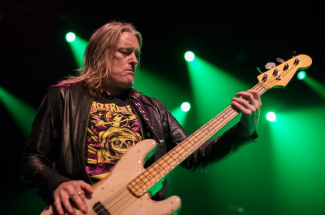 Ace Frehley, gitarrist i Kiss, har avlidit vid 74 års ålder