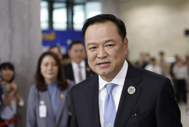 Thailands premiärminister Anutin skärper makten efter avgörande valseger