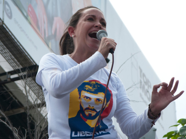 Venezuela släpper nyckelpersoner inom oppositionen mitt i ökande internationellt tryck
