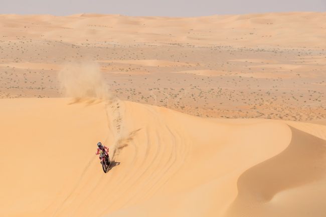 Dakarrallyt drar igång: två veckors intensiva tävlingar under den saudiska solen