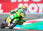 Noah Dettwiler "inte l&auml;ngre kritisk" och Jos&eacute; Antonio Rueda &aring;terh&auml;mtar sig bra p&aring; sin f&ouml;delsedag efter Moto3-kraschen