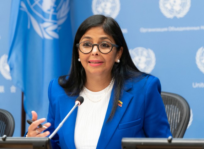 Venezuela signalerar om oljelagstiftningsreform i ett försök att attrahera utländska investeringar