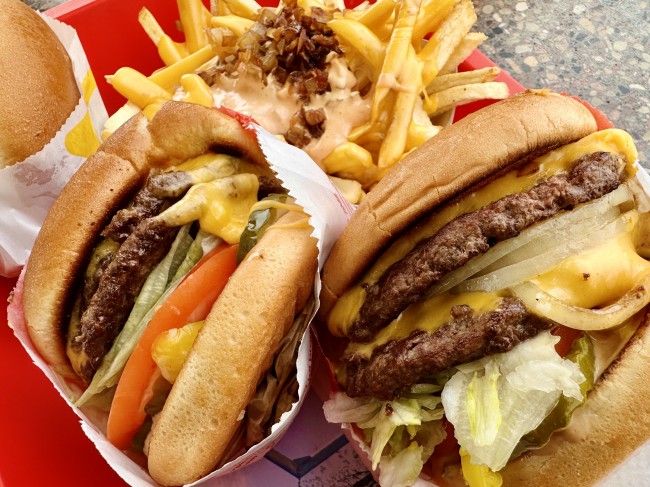 In-N-Out Burger tar bort beställning nummer 67 från systemet på grund av skrikande barn