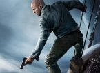 Jason Statham k&ouml;r b&aring;t och sl&aring;ss i trailern f&ouml;r Mutiny