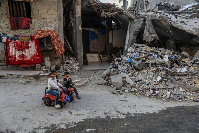 Vapenvilan bruten: Israel återupptar markoperationer i Gaza