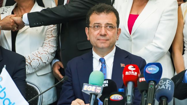 Turkiets politiska kris: Istanbuls borgmästare gripen mitt i marknadsturbulensen