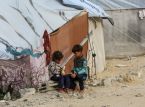 Tungt israeliskt bombardemang i Gaza dödar 60 personer samtidigt som samtalen om eldupphör närmar sig