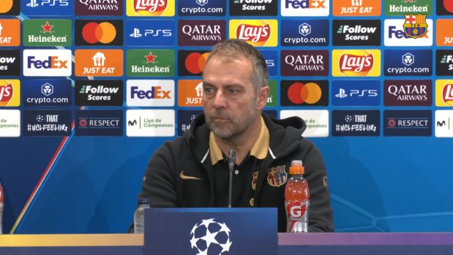 Hansi Flick kommenterar sina gester under senaste Barcelona-matchen: "Jag vill inte att mitt barnbarn ska se mig göra det här"