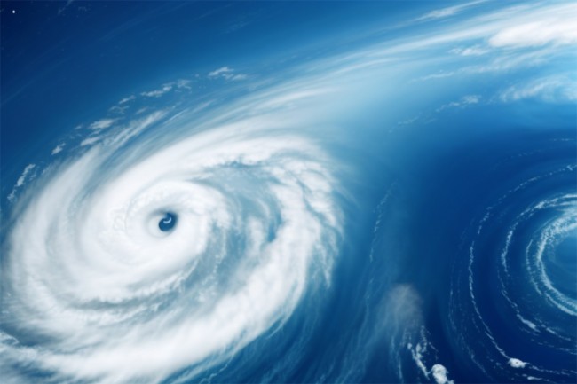 Jamaica förväntas drabbas av den starkaste stormen i modern historia under de närmaste timmarna