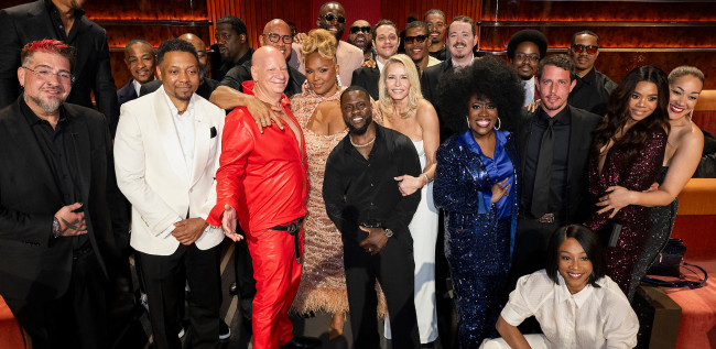 Kevin Hart försvarar George Floyd-skämtet under senaste Roast-showen