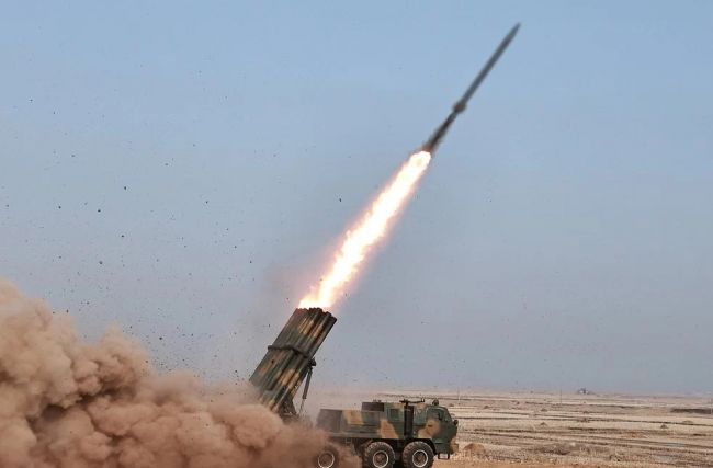 En video från Ukraina visar att Ryssland för första gången använder nordkoreanska raketgevär