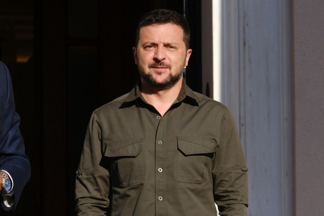 Ukraina välkomnar ett EU-lån på 90 miljarder euro trots att det inte finns något avtal om frysta ryska tillgångar: "Detta är betydande stöd"