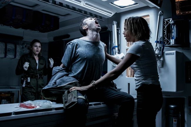 Ridley Scott pratar om det tilltänkta slutet för första Alien-rullen - Gamereactor Sverige