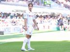 Fiorentina-spelaren som kollapsade mitt under matchen är vaken och klar och uppmuntrade sina lagkamrater att spela den här veckan