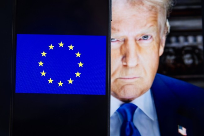 Trump kritiserar europeiska ledare: Europa är en "förfallande" grupp nationer ledda av "svaga" människor