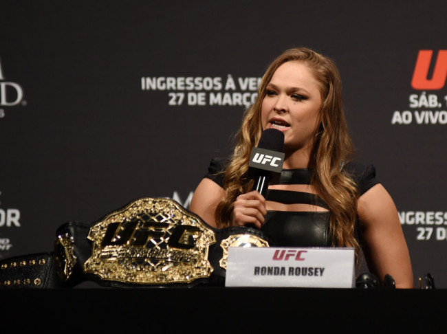 Ronda Rousey kommer att genomgå fler medicinska tester än vanligt på grund av sin hjärnskakningshistorik